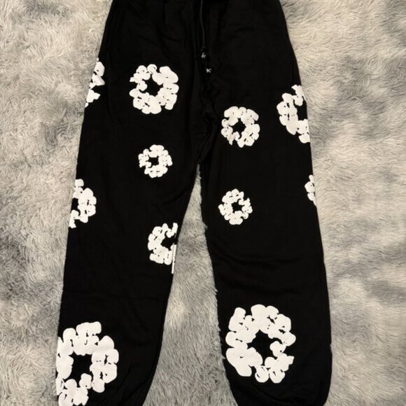 Denim Tears Other - Denim Tears The Cotton Wreath Black Sweatpants Men’s Size Large